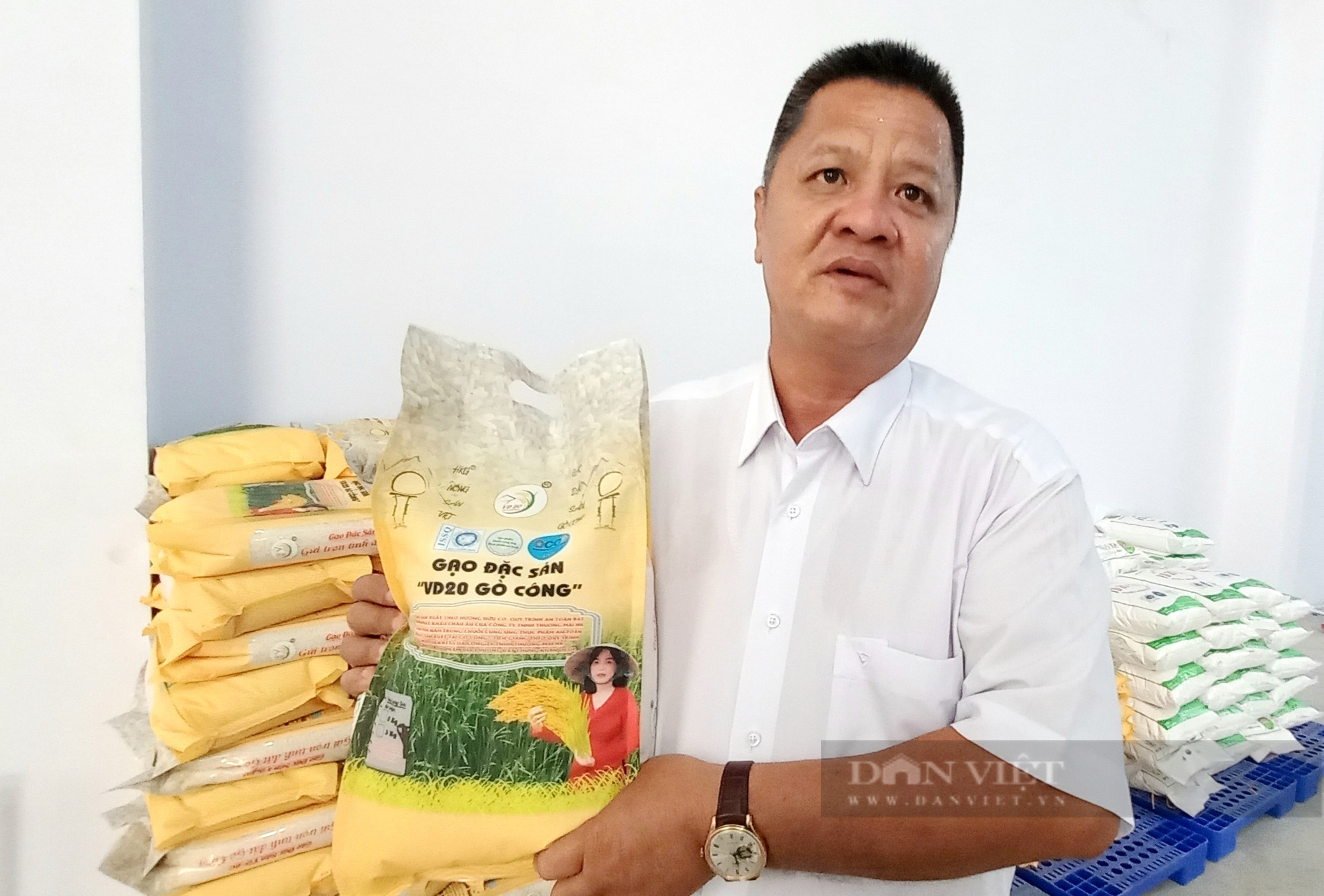 Liên kết trồng lúa đặc sản có một không hai, ông nông dân giúp “hai lúa” Tiền Giang khấm khá - Ảnh 1.