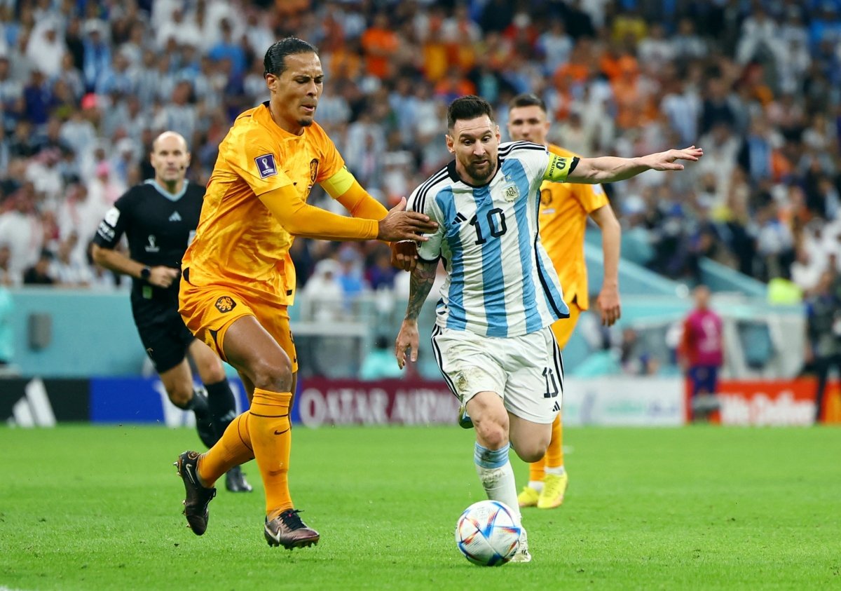 Messi vẫn là con người, nhưng thuộc diện “Người đặc biệt” - Ảnh 1.