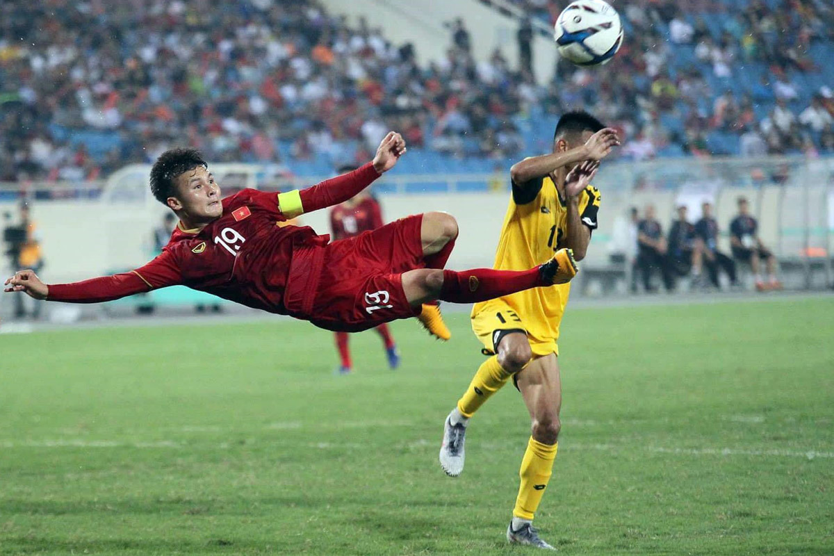 Tin sáng (13/12): Chốt thời điểm Quang Hải hội quân cùng ĐT Việt Nam - Ảnh 1.