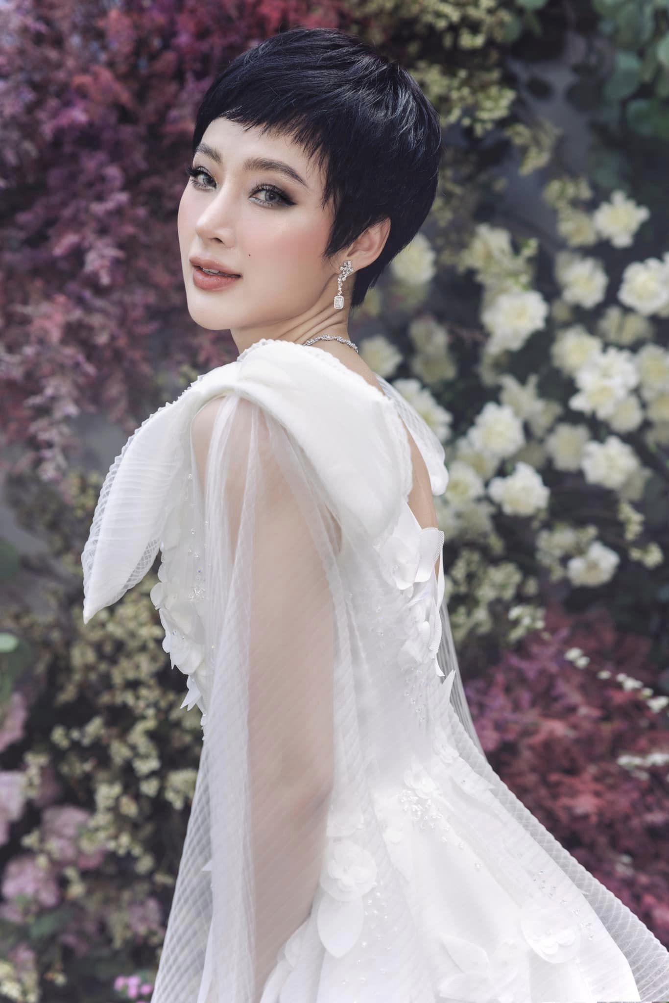 Angela Phương Trinh tuyên bố trở lại showbiz sau 5 năm tạm ngừng hoạt động - Ảnh 2.