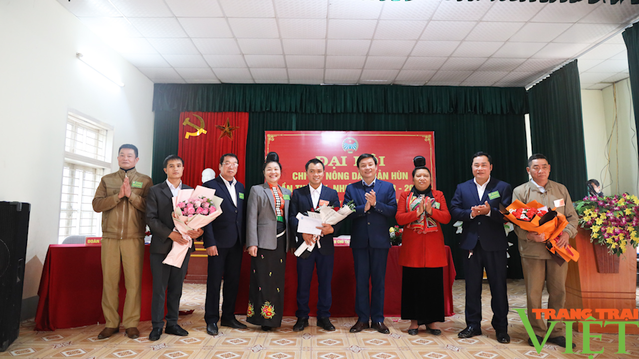Bản vùng cao xây dựng Chi hội Nông dân vững mạnh - Ảnh 13. Bản vùng cao xây dựng Chi hội Nông dân vững mạnh - Ảnh 13.