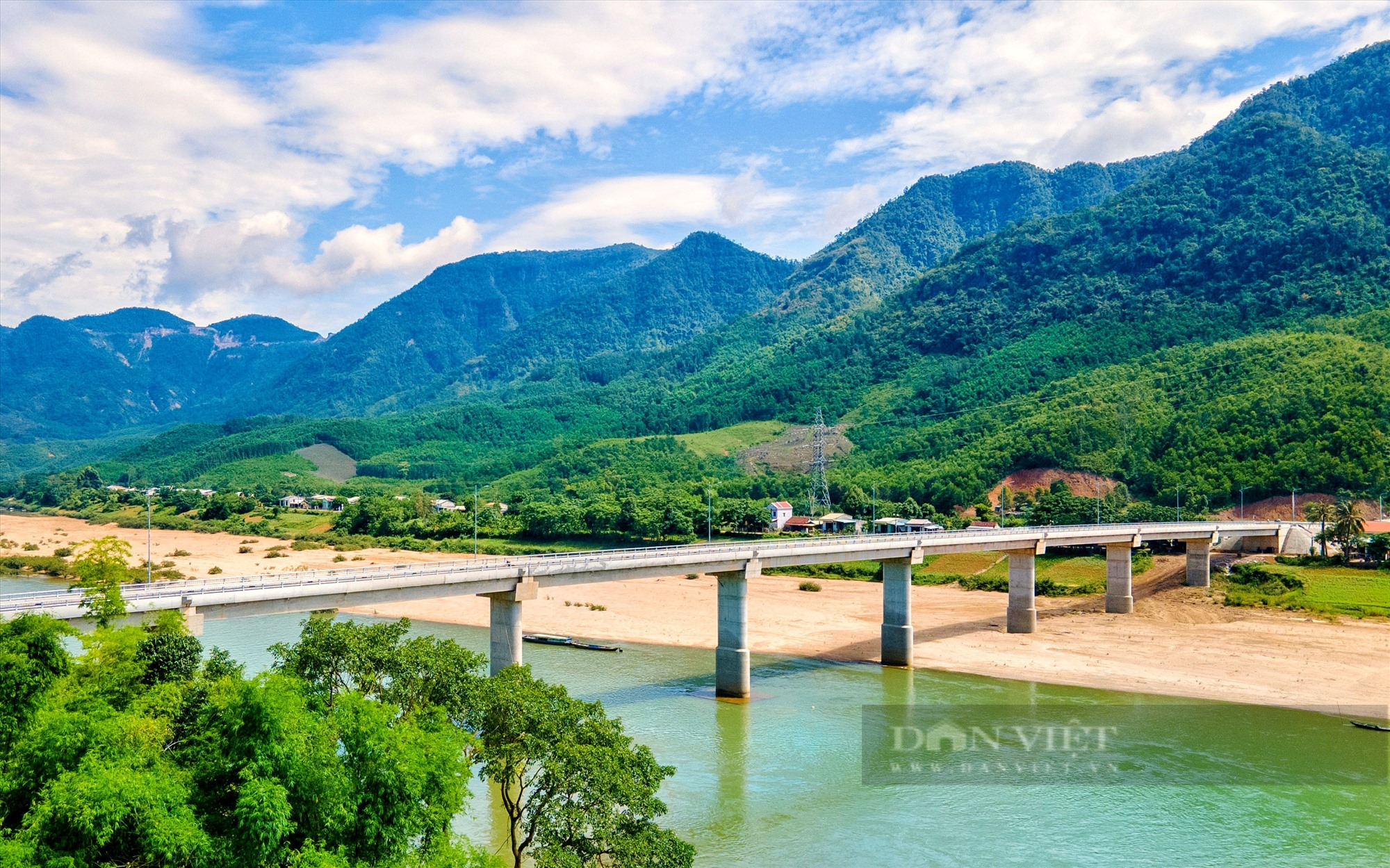 Quảng Nam: Xã miền núi Đại Sơn “tăng tốc” về đích nông thôn mới - Ảnh 6.