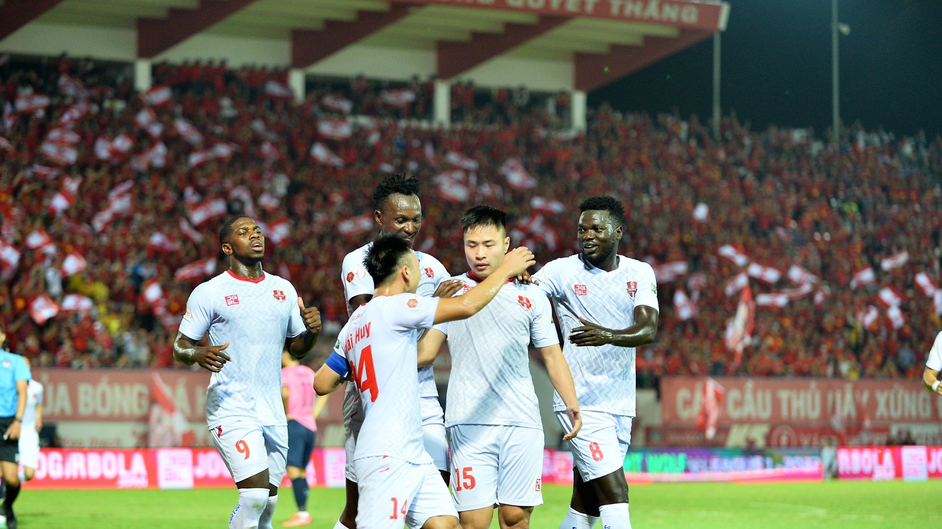 CLB Hải Phòng được Liên đoàn Bóng đá châu Á đặc cách dự các giải của AFC - Ảnh 1.