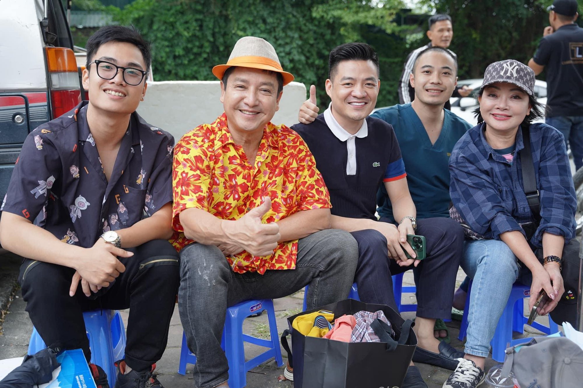 Chuyện con trai nghệ sĩ Trà My bỏ dở giấc mơ thành ca sĩ, làm bộ phim về tình gia đình đầy xúc động - Ảnh 2.