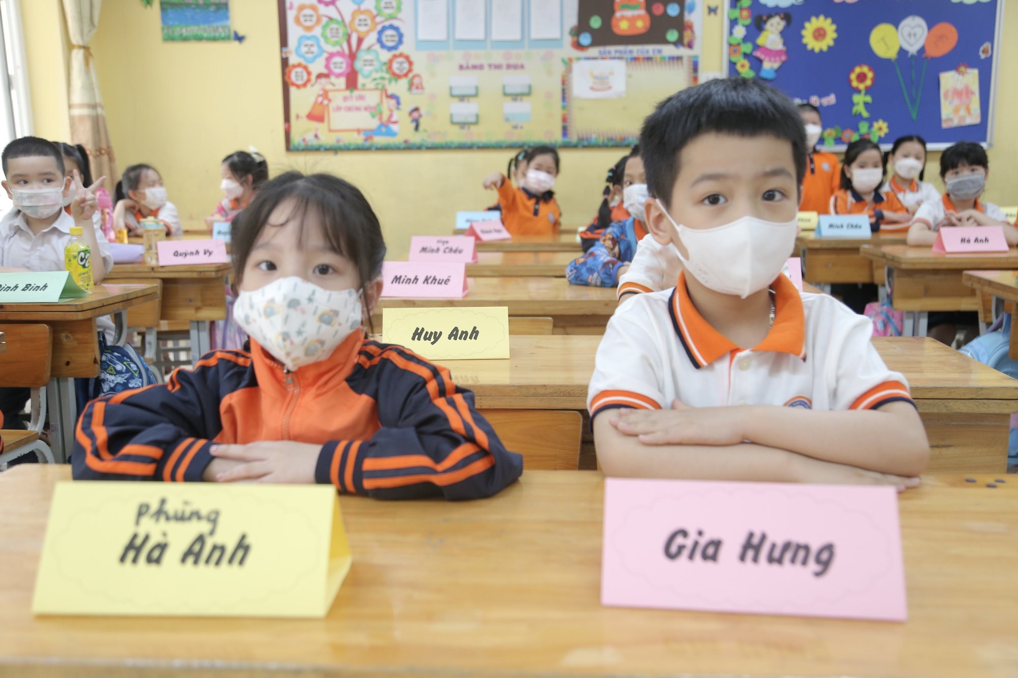 Cậu bé 6 tuổi học lớp 3 nổ ra tranh cãi học vượt lớp - Ảnh 1.