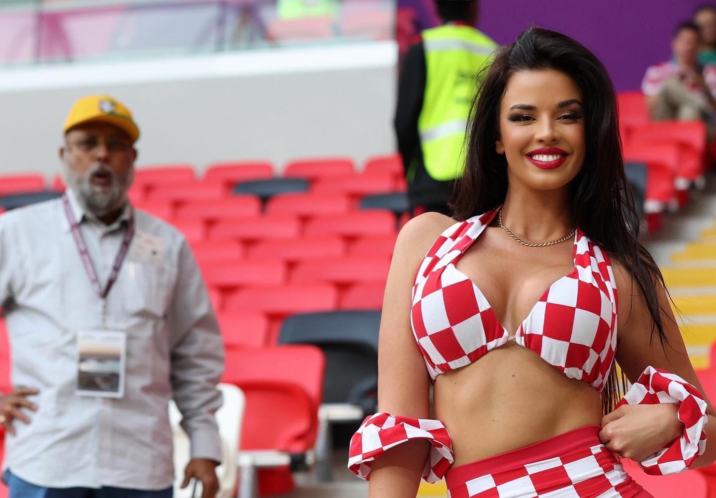 Ivana Knoll - fan nữ gợi cảm nhất của Croatia là ai? - Ảnh 5.
