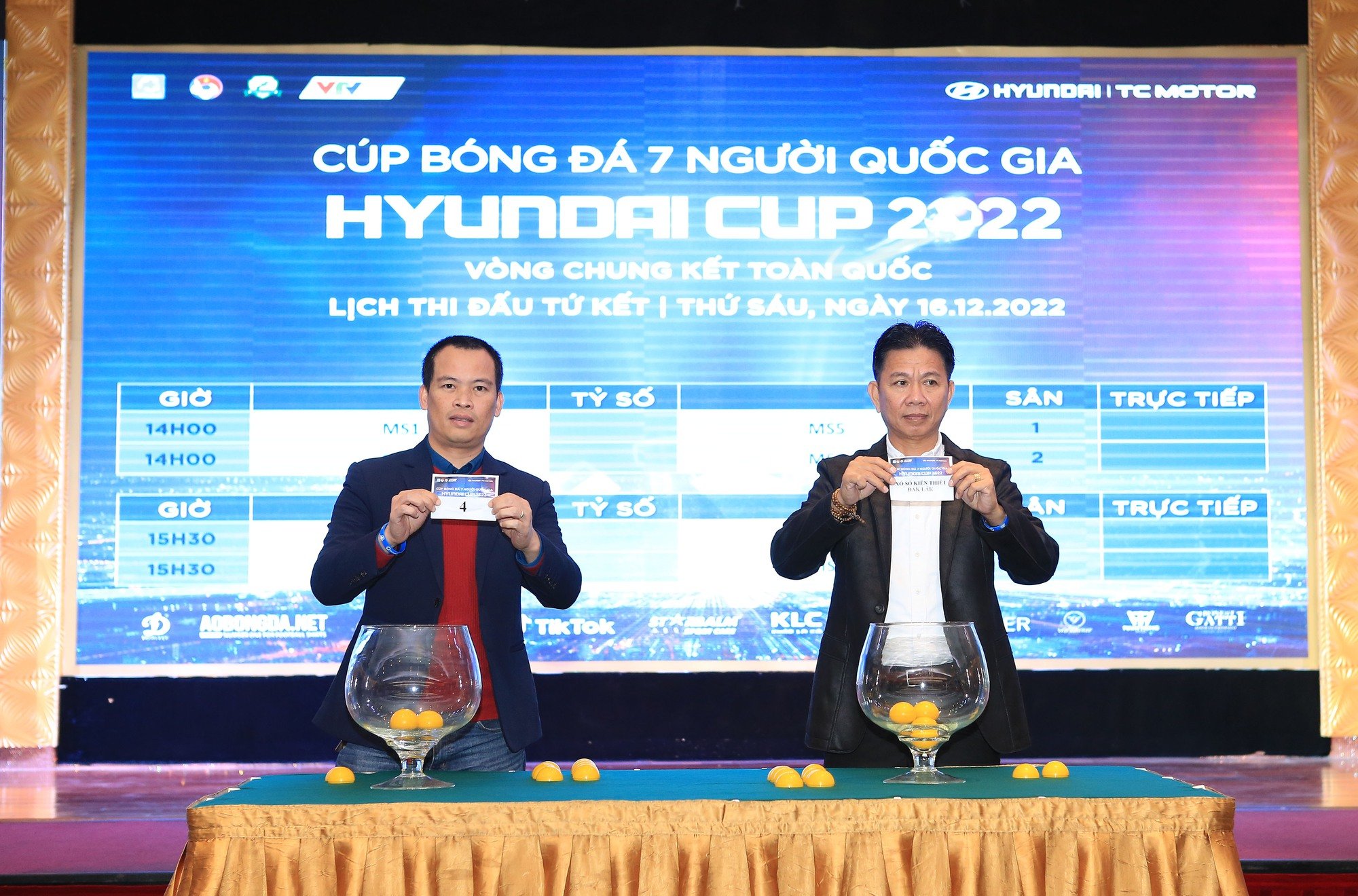 VCK Cúp bóng đá 7 người quốc gia: Chọn tuyển thủ Việt Nam so tài Thái Lan, Indonesia, Malaysia - Ảnh 1.