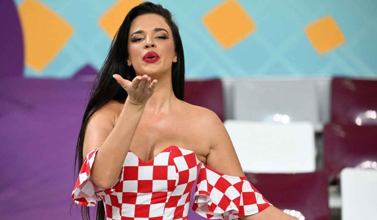 Ivana Knoll - fan nữ gợi cảm nhất của Croatia là ai? - Ảnh 6.