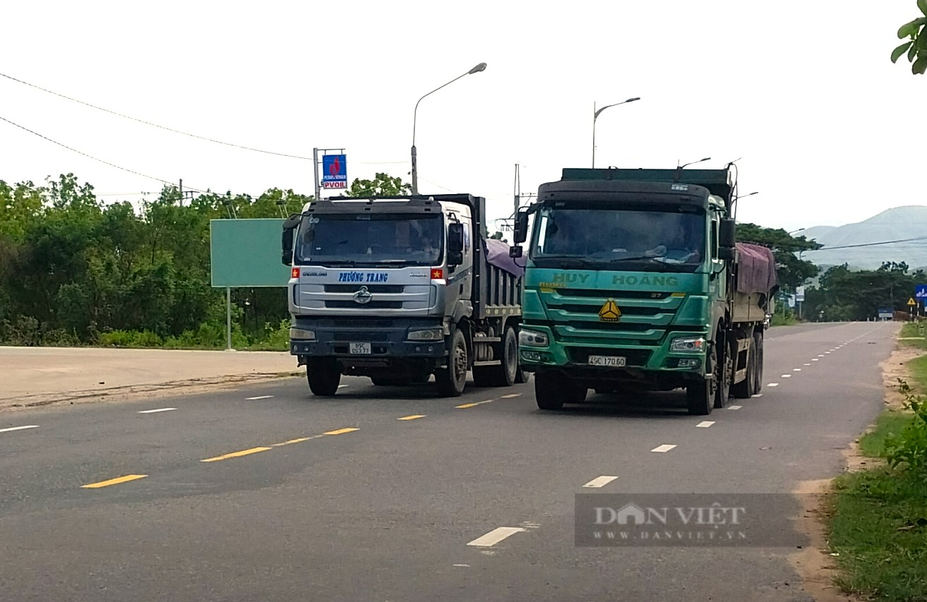 Ninh Thuận: Sẽ thành lập “tổ công tác đặc biệt” xử nghiêm những “hung thần” xe ben sau phản ánh của Dân Việt - Ảnh 1.