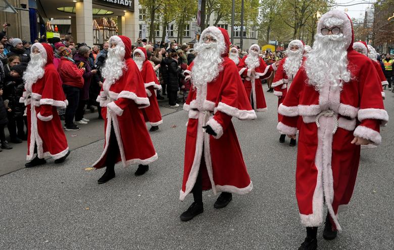 Những hình ảnh thú vị của các ông già Noel trên thế giới - Ảnh 5.