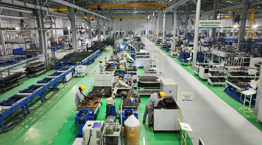 Tỷ phú Trần Bá Dương thành lập Công ty Tập đoàn Công nghiệp Trường Hải - Thaco Industries vốn đầu tư hơn 550 triệu USD - Ảnh 3. Tỷ phú Trần Bá Dương thành lập Công ty Tập đoàn Công nghiệp Trường Hải - Thaco Industries vốn đầu tư hơn 550 triệu USD - Ảnh 3.