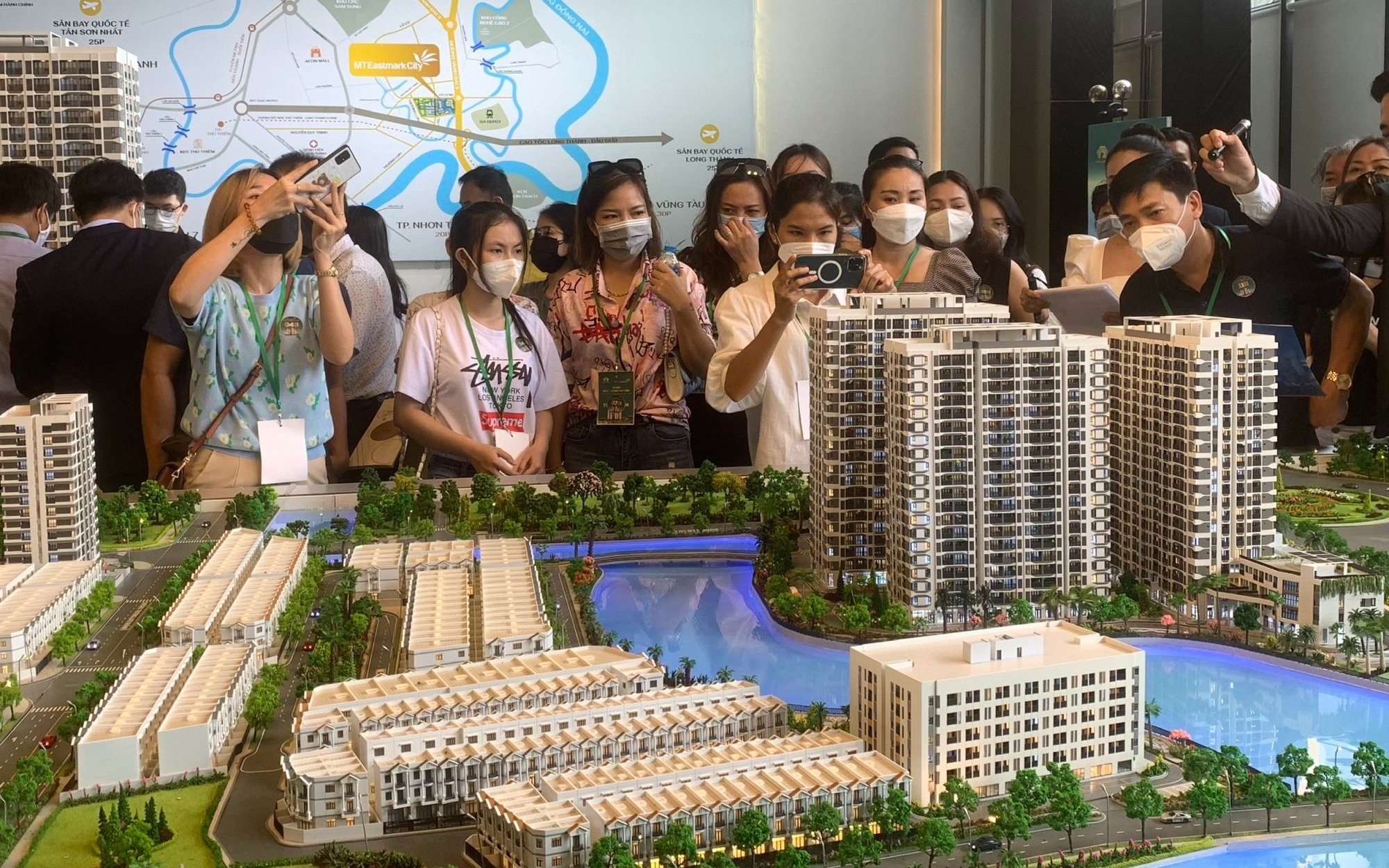 TP.HCM: Thị trường ảm đạm vì thiếu vốn, doanh nghiệp bất động sản "thắt lưng buộc bụng"