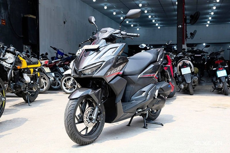 Honda Vario 160 giảm giá chỉ còn từ 52 triệu đồng - Ảnh 1.