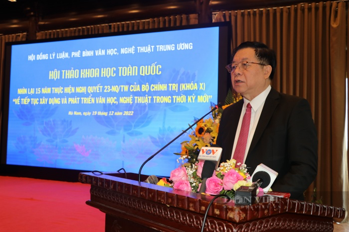 Trưởng Ban Tuyên giáo Trung ương: &quot;Văn học nghệ thuật phải được xem là một nguồn lực và là sức mạnh&quot; - Ảnh 1.
