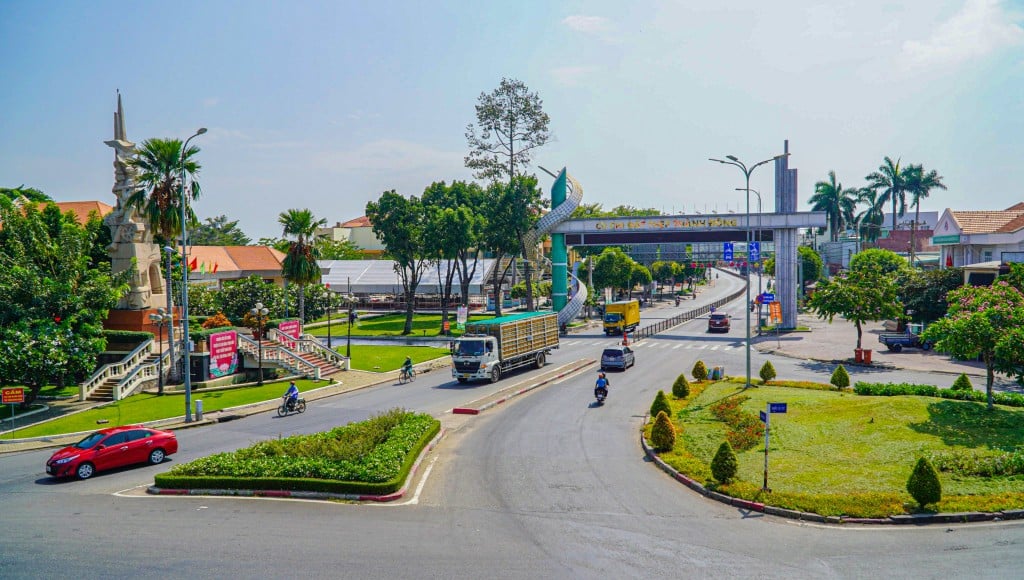 TP.HCM: Dừng đề xuất chuyển các huyện lên quận hoặc thành phố - Ảnh 1.