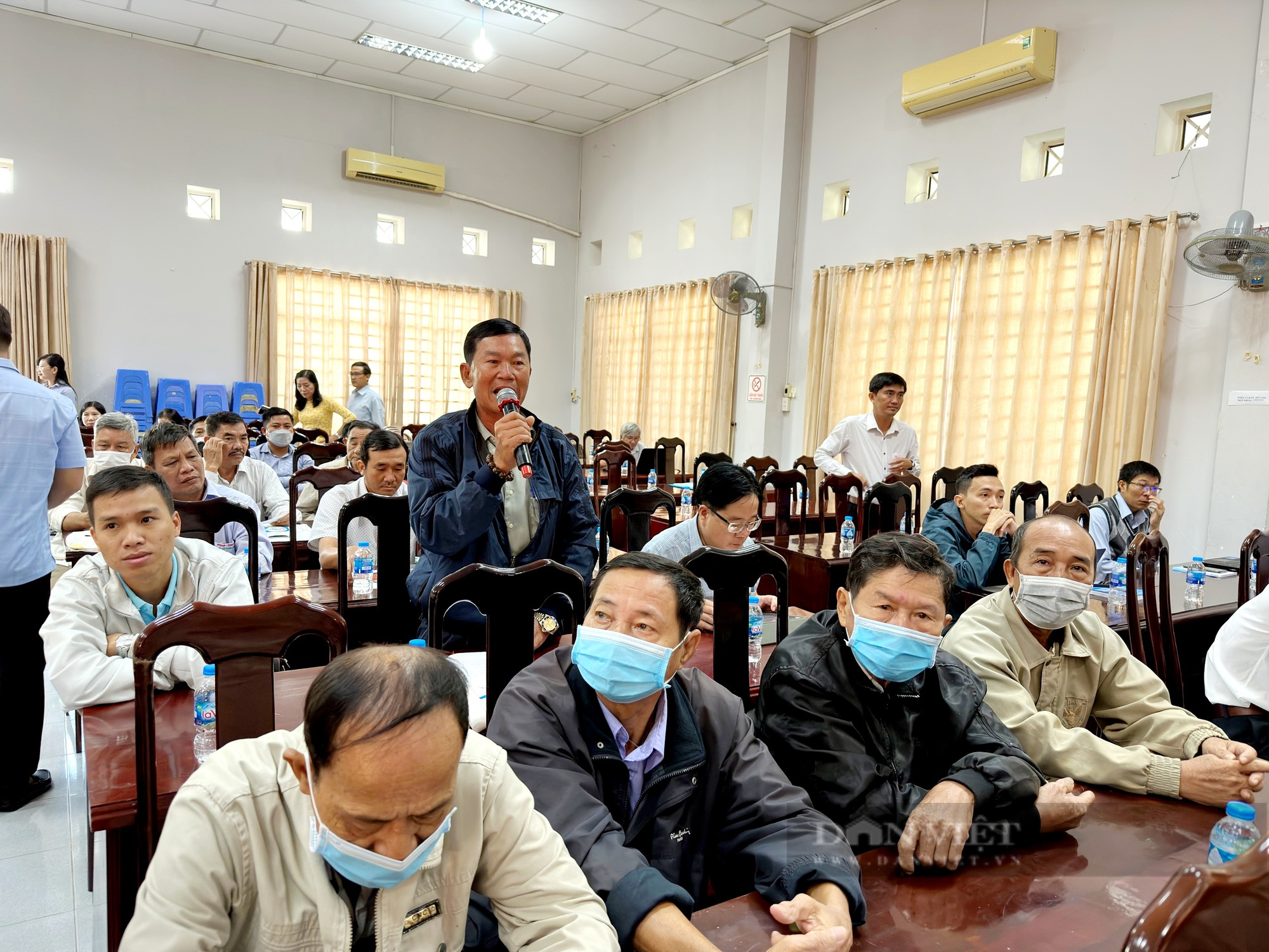 Đối thoại với nông dân, Chủ tịch UBND tỉnh An Giang đề nghị nông dân tham gia vào các mô hình kinh tế hợp tác - Ảnh 3.