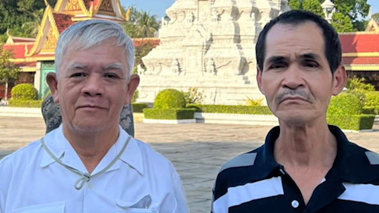 Cảm nhận "Bài thơ về đôi dép" của Nguyễn Vũ Điền - Ảnh 5. Cảm nhận "Bài thơ về đôi dép" của Nguyễn Vũ Điền - Ảnh 5.