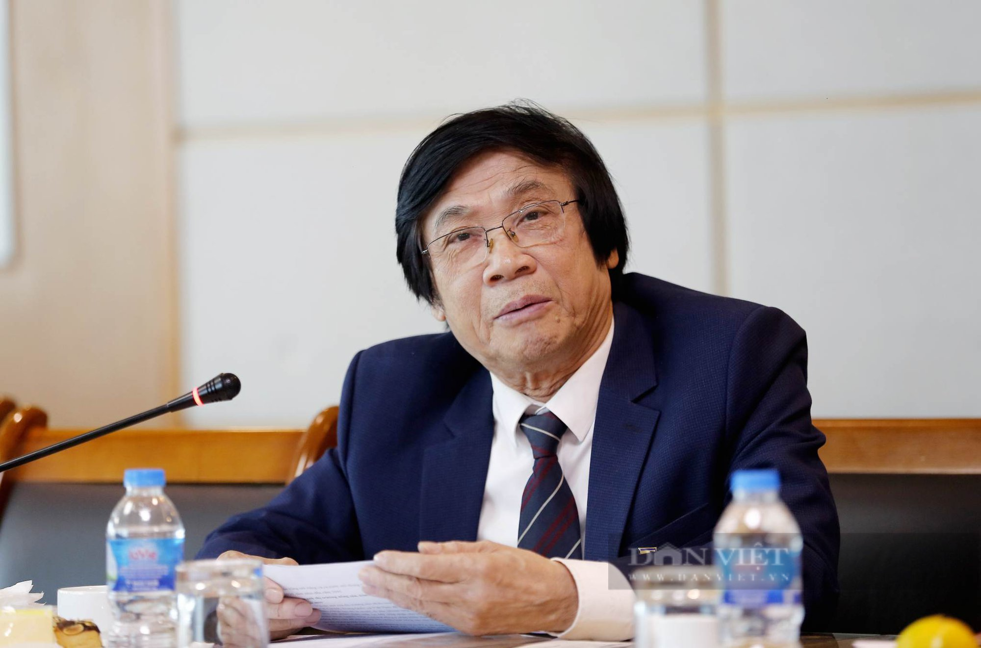 Năm 2022, thị trường chứng khoán Việt Nam có tính bất thường, bất động sản sàng lọc doanh nghiệp yếu - Ảnh 2.