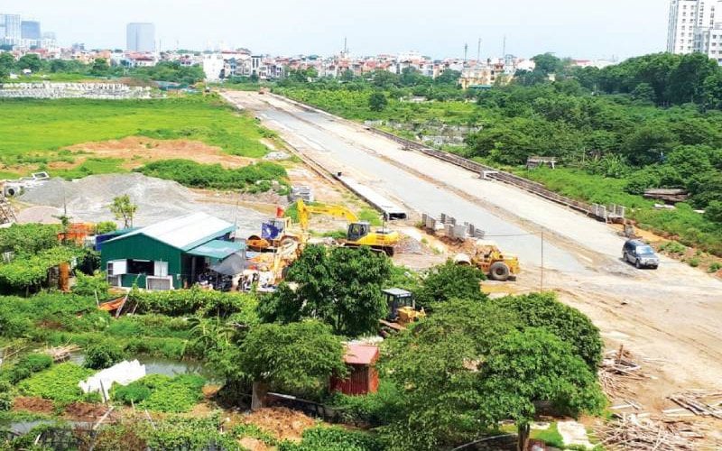 Cầm tiền chờ giá nhà giảm: Chuyên gia khuyên gì?