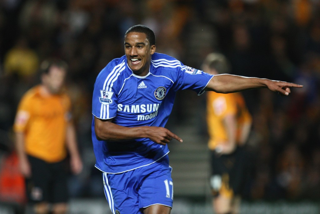 Tin tối (23/12): Cựu tiền vệ Chelsea đòi lương “không tưởng”, các đại gia V.League bỏ cuộc - Ảnh 1.