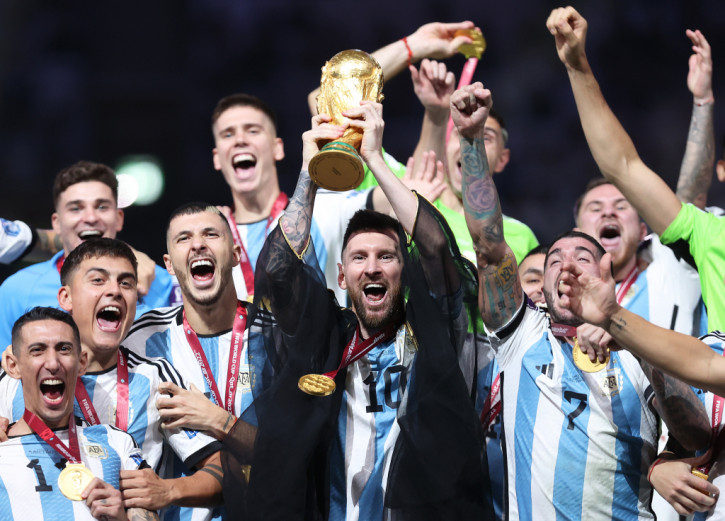 &quot;Áo nhà vua World Cup&quot; của Messi được hỏi mua với giá hàng triệu USD - Ảnh 2.
