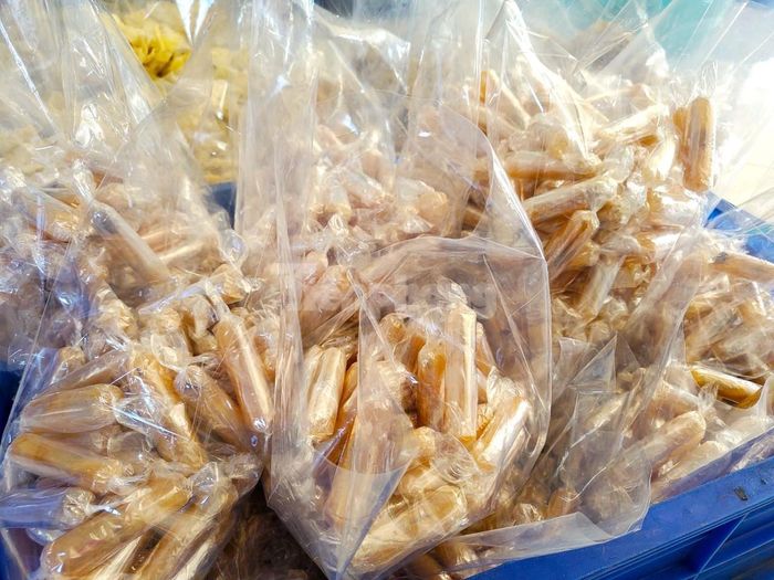 Chạy đua với thời gian, nông dân miền Tây hối hả làm mứt trái cây phục vụ bà con vui Tết 2023 - Ảnh 17.