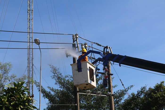 PC Đắk Lắk: Chú trọng công tác an toàn, phòng ngừa tai nạn lao động - Ảnh 3.