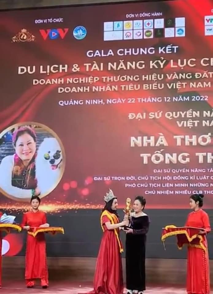 Doanh nhân Hằng Holy: &quot;Chức danh nhà thơ thế giới do bà Tống Thu Ngân gửi, chúng tôi không phong tặng&quot; - Ảnh 7.