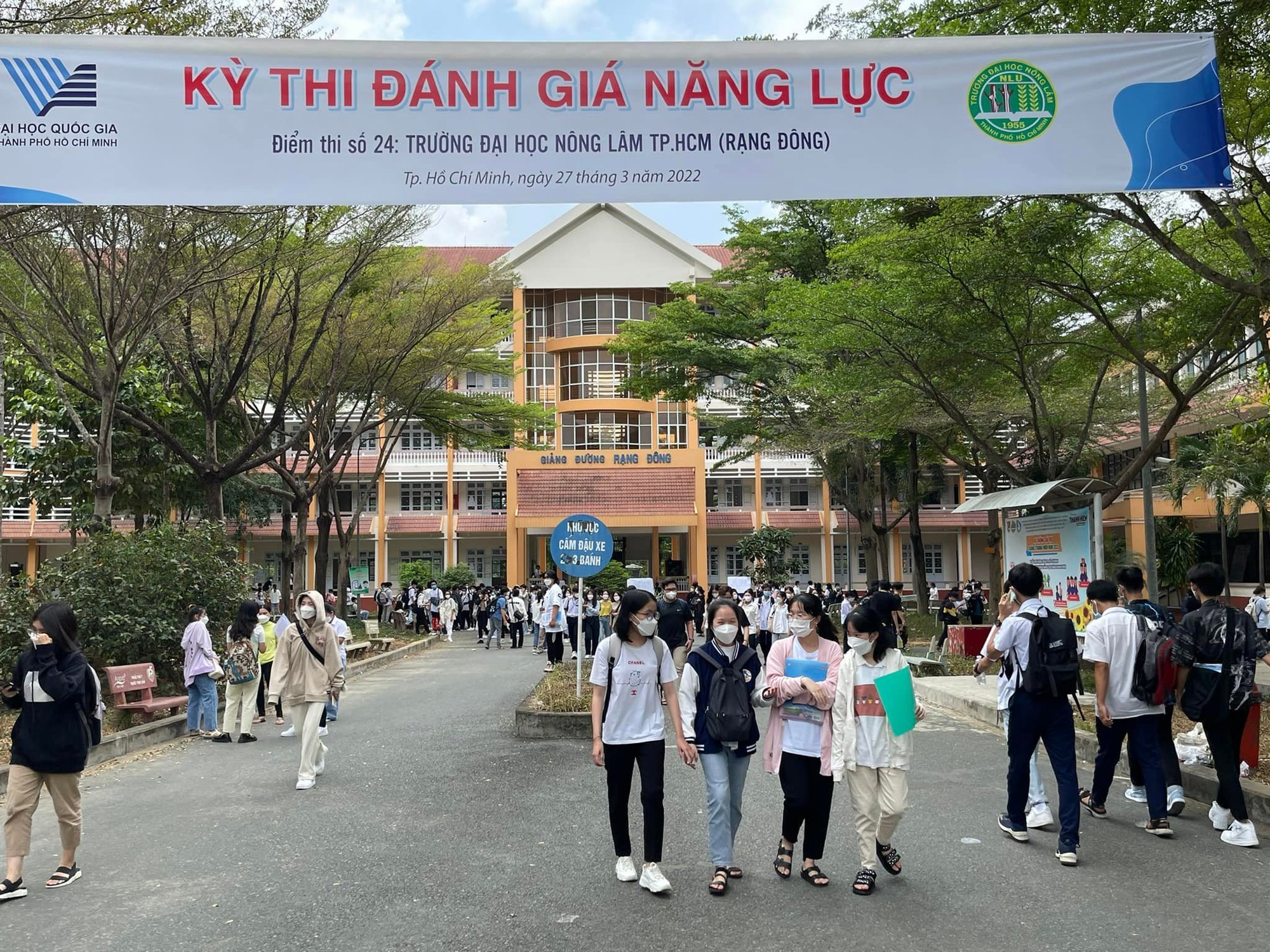 ĐHQG TP.HCM dự kiến mở rộng địa điểm thi đánh giá năng lực trong năm 2023 - Ảnh 1.