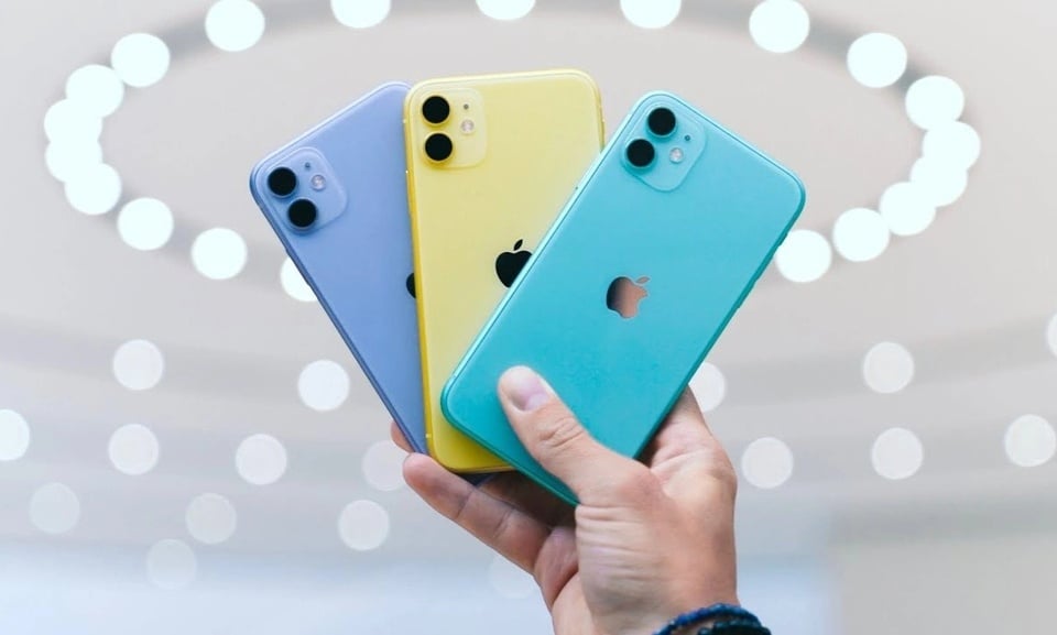 Mẫu iPhone 4 năm tuổi vẫn ghi điểm tại Việt Nam - Ảnh 1. Mẫu iPhone 4 năm tuổi vẫn ghi điểm tại Việt Nam - Ảnh 1.