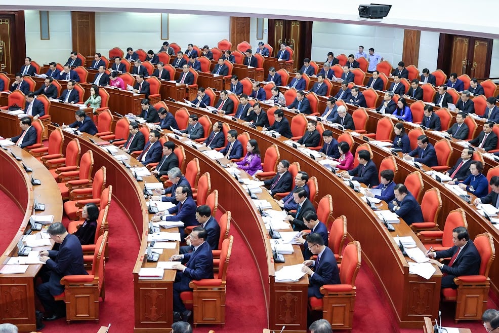 Trung ương cho ý kiến về 2 nhân sự để giới thiệu phê chuẩn chức Phó Thủ tướng - Ảnh 1.