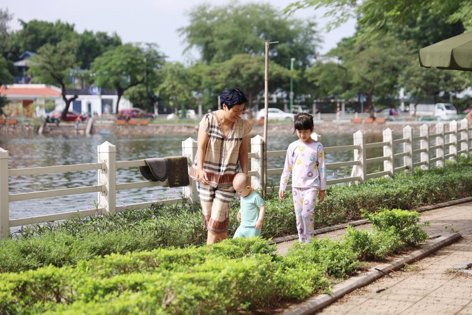Quận Ba Đình: Chỉnh trang Khu phố ẩm thực đêm kết hợp đi bộ Đảo Ngọc – Ngũ Xã - Ảnh 13. Quận Ba Đình: Chỉnh trang Khu phố ẩm thực đêm kết hợp đi bộ Đảo Ngọc – Ngũ Xã - Ảnh 13.