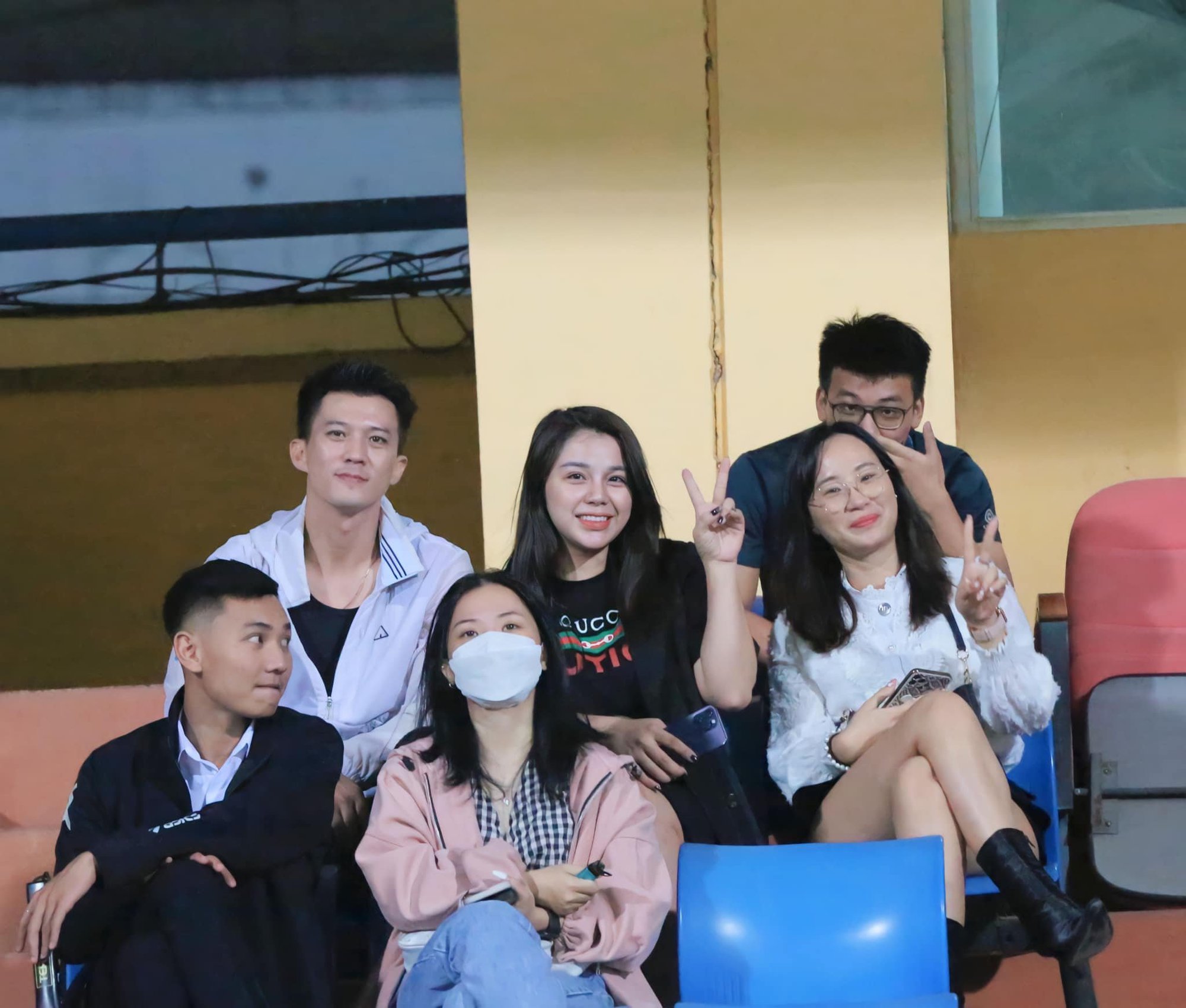 Hà Việt Dũng: &quot;Bóng đá châu Á thể hiện tinh thần bất diệt mà đội bóng châu Âu khó làm được&quot; - Ảnh 3.