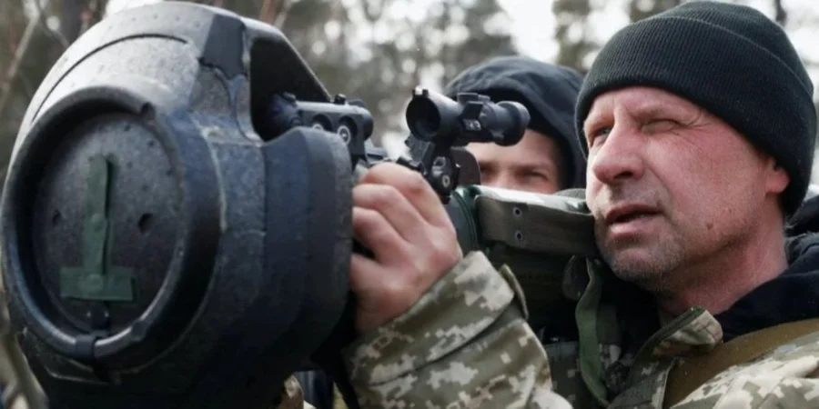 Ukraine nói Nga đổi chiến thuật tấn công ở chiến trường khốc liệt Bakhmut nhưng vẫn thiệt hại nặng  - Ảnh 1.