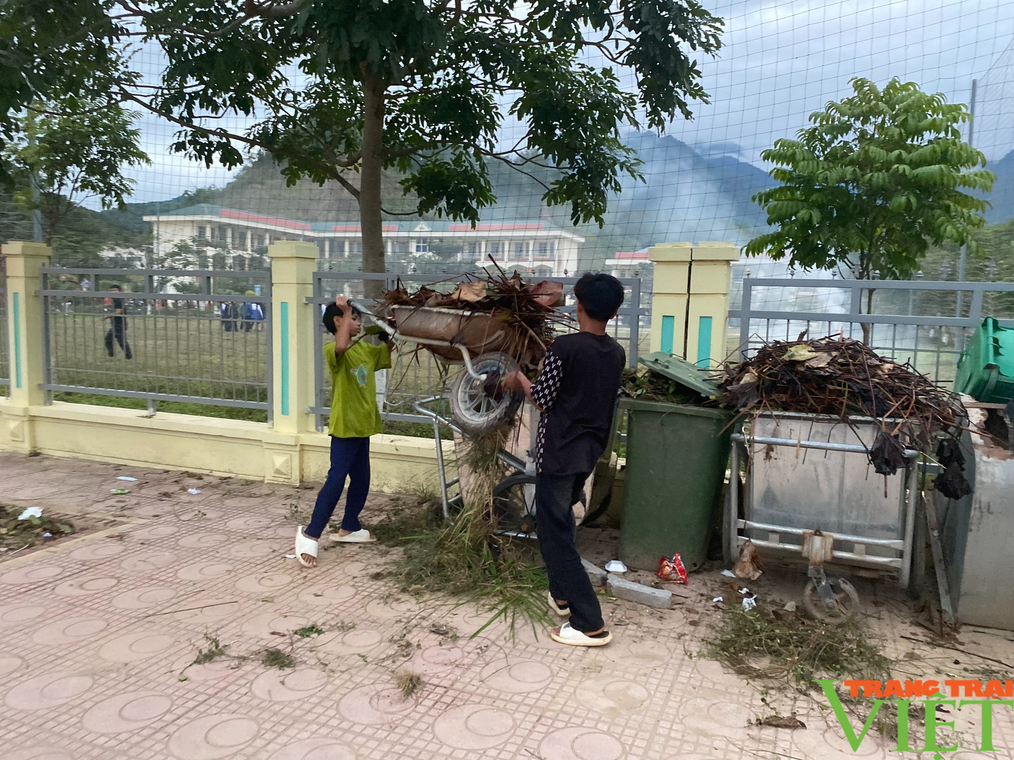 Sôi nổi phong trào bảo vệ môi trường ở huyện biên giới Lai Châu - Ảnh 3. Sôi nổi phong trào bảo vệ môi trường ở huyện biên giới Lai Châu - Ảnh 3.