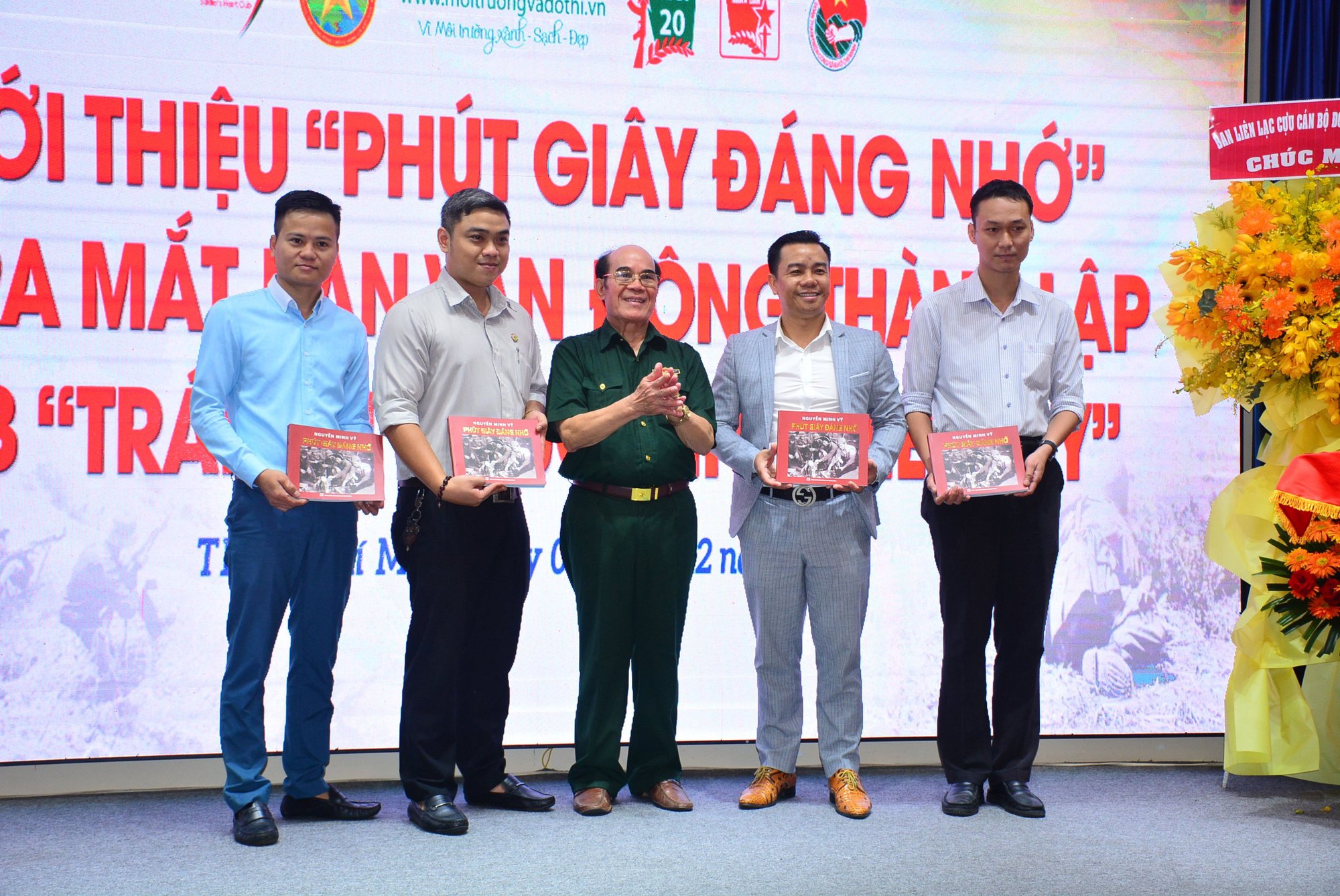 Từ một cuốn sách ảnh, thân nhân tìm được di ảnh hiếm hoi của liệt sĩ - Ảnh 3.