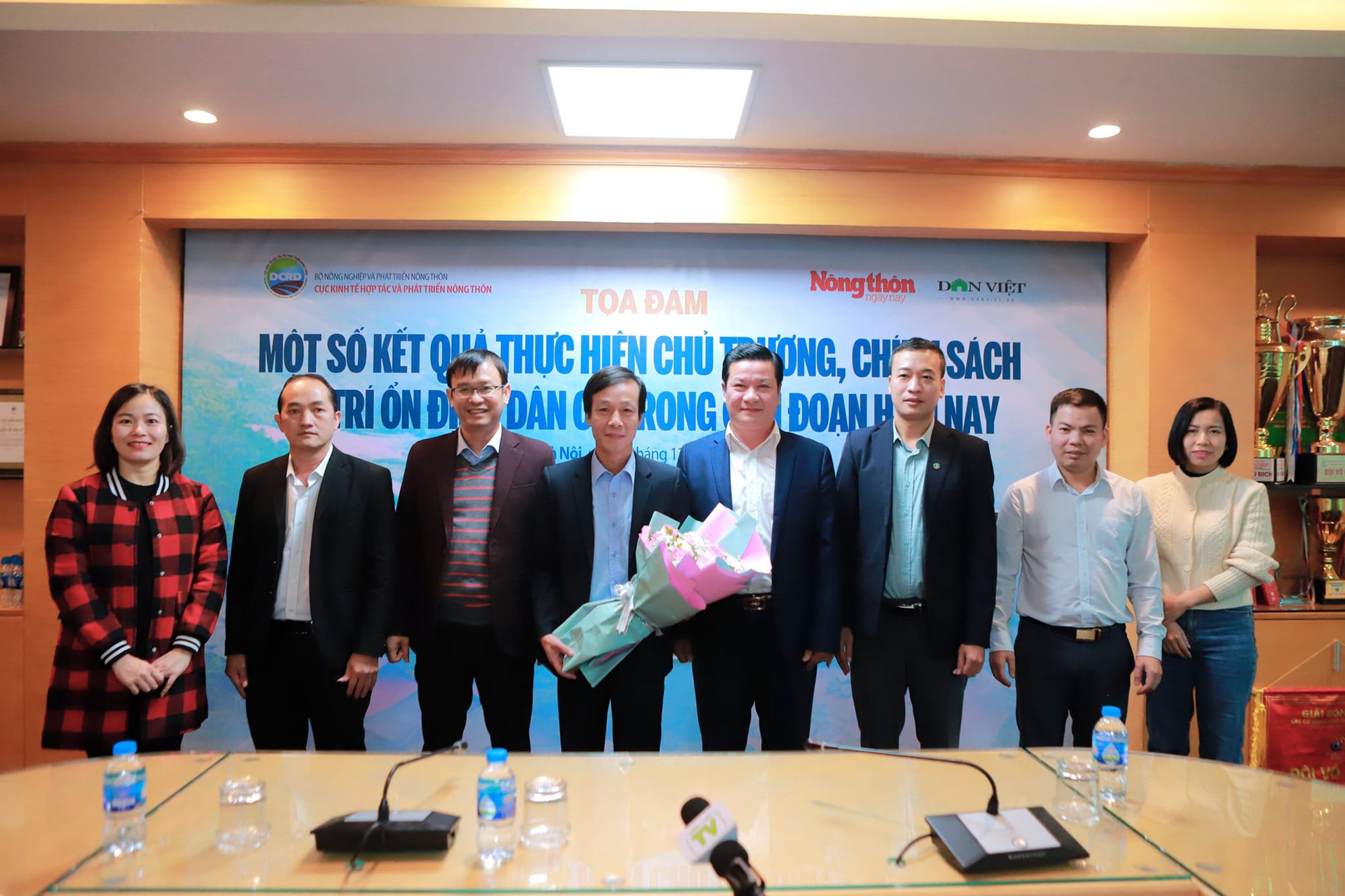 Tọa đàm: &quot;Một số kết quả thực hiện chủ trương, chính sách bố trí ổn định dân cư trong giai đoạn hiện nay&quot; - Ảnh 2.