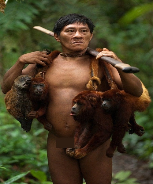 Bộ tộc sát khỉ chân 6 ngón, đu cây giỏi như Tarzan - Ảnh 3.