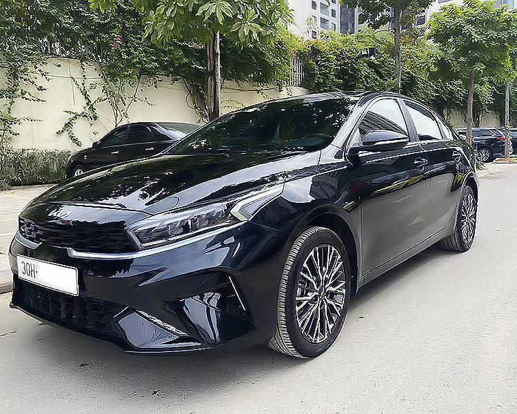 Rao bán cả tháng không &quot;trôi&quot;, KIA K3 2021 chạy 956km xuống giá ngỡ ngàng - Ảnh 1.