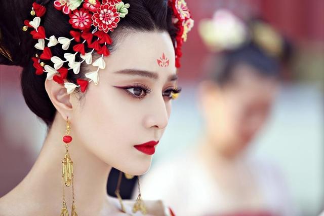 Võ Tắc Thiên xuống mật thất bí ẩn để làm việc này, cấm ai được bước vào: Sự thật bất ngờ! - Ảnh 1.