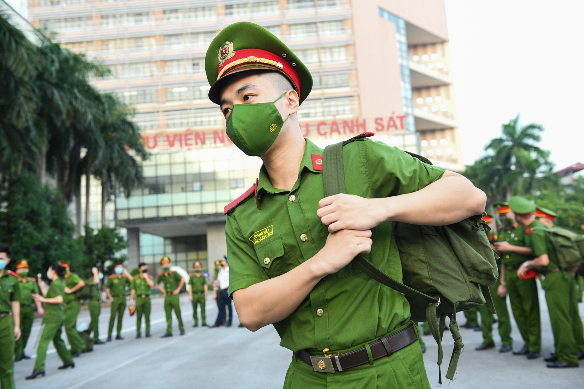 Bài thi đánh giá của Bộ Công an sẽ khó hơn đề thi tốt nghiệp THPT - Ảnh 1.