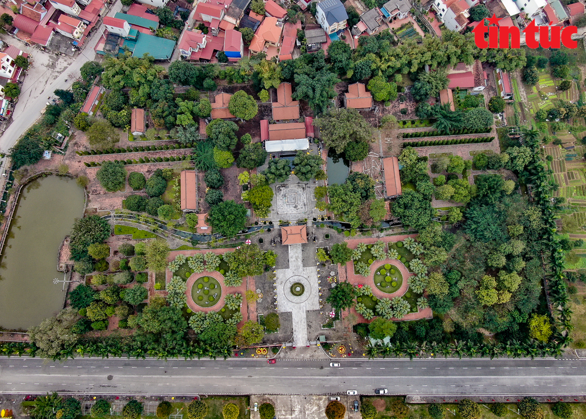 Di tích quốc gia đặc biệt Đền thờ Hai Bà Trưng - Ảnh 16.