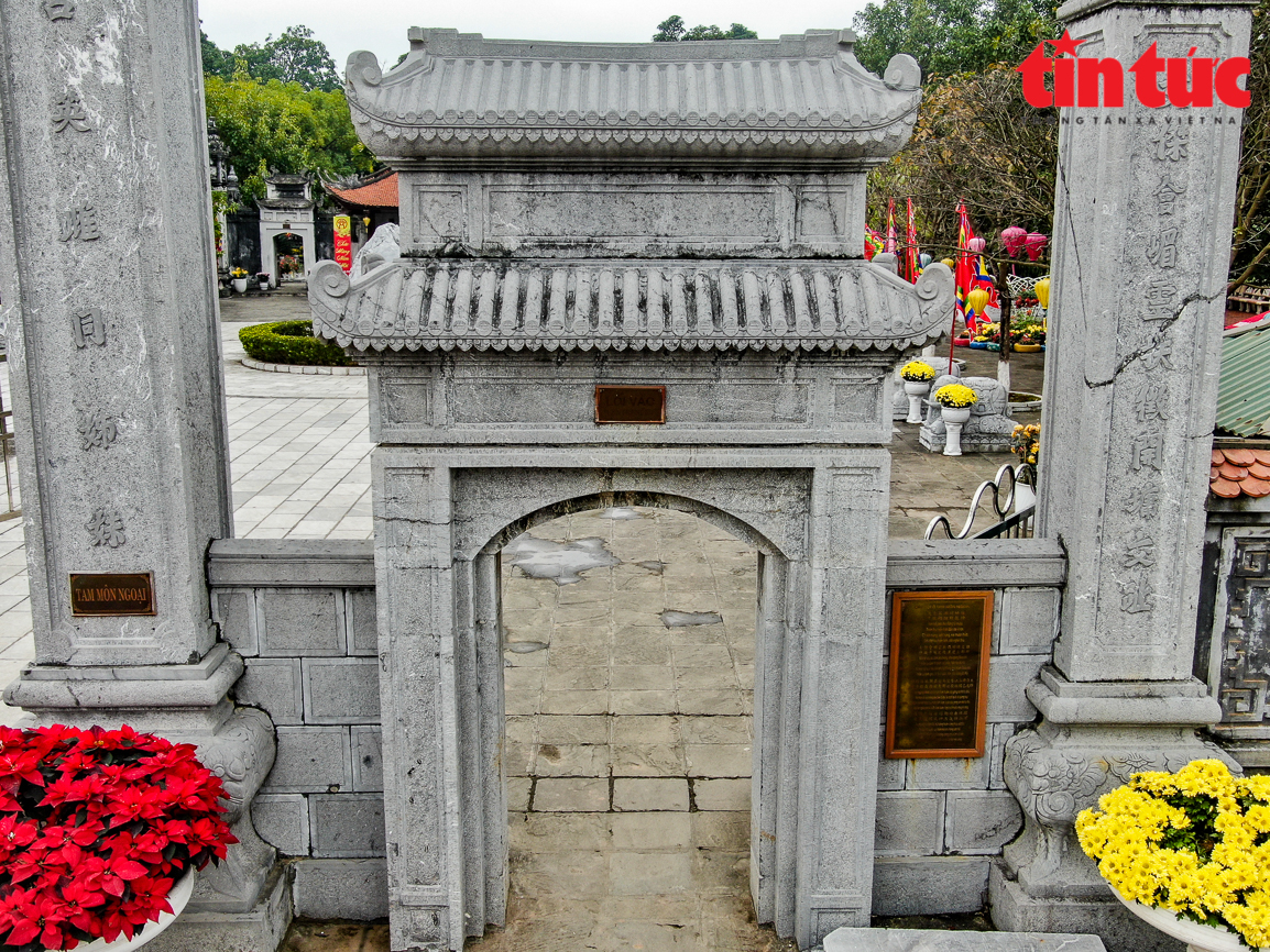 Di tích quốc gia đặc biệt Đền thờ Hai Bà Trưng - Ảnh 5.