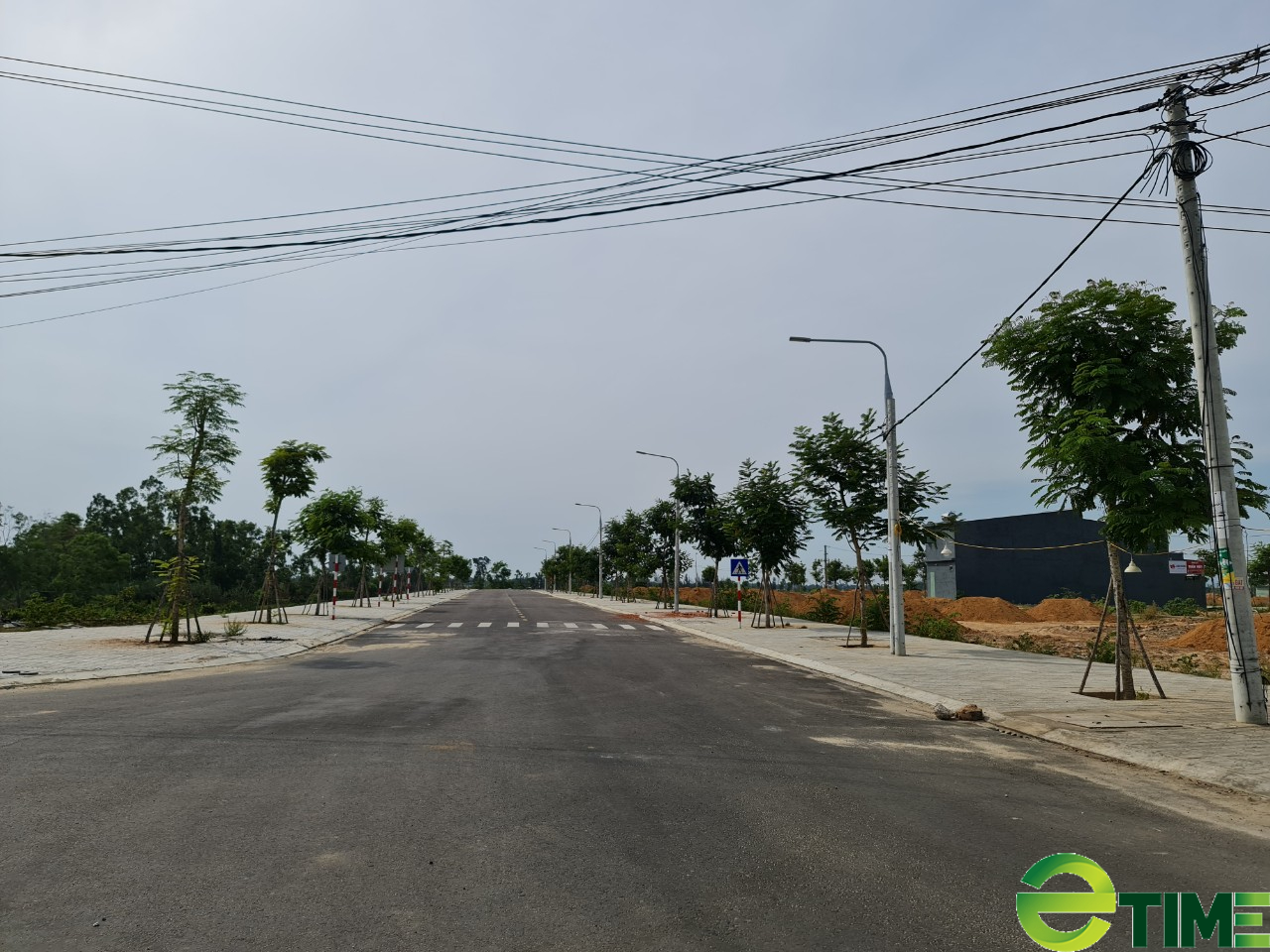 Quảng Nam: Siết chặt việc hoạt động kinh doanh bất động sản gây “sốt ảo” trên địa bàn - Ảnh 4. Quảng Nam: Siết chặt việc hoạt động kinh doanh bất động sản gây “sốt ảo” trên địa bàn - Ảnh 4.