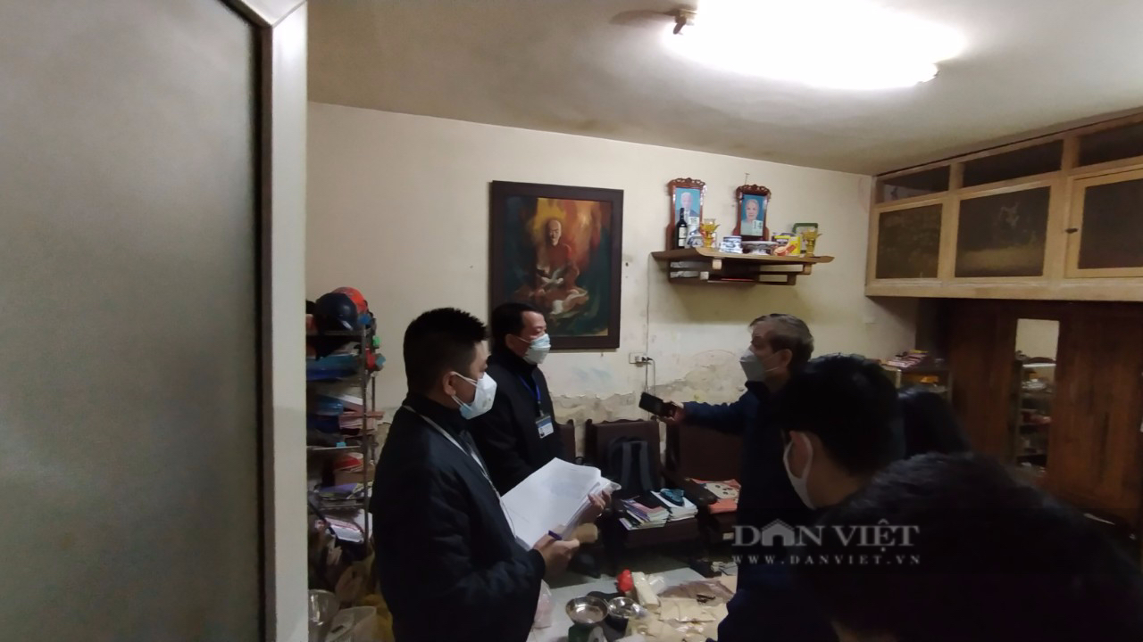 Hà Nội: Phát hiện “lang băm” bán thuốc Vũ Hán trị Covid-19 dởm - Ảnh 1.