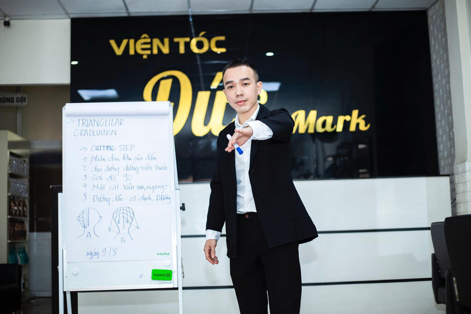 CEO viện tóc Đức Mark: Tôi luôn sẵn lòng giúp các bạn trẻ tạo dựng sự nghiệp - Ảnh 2.