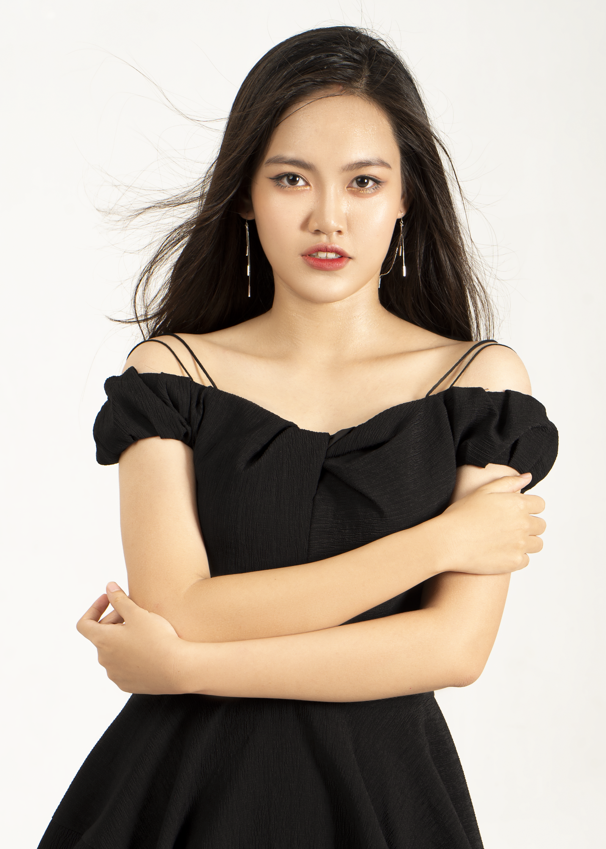 Miss World Vietnam 2022 hé lộ loạt hồ sơ của dàn thí sinh nổi bật có thành tích &quot;khủng&quot; - Ảnh 1.