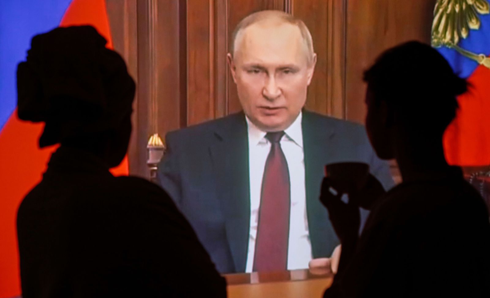Phát động chiến dịch quân sự vào Ukraine, Tổng thống Putin muốn gì? - Ảnh 1.