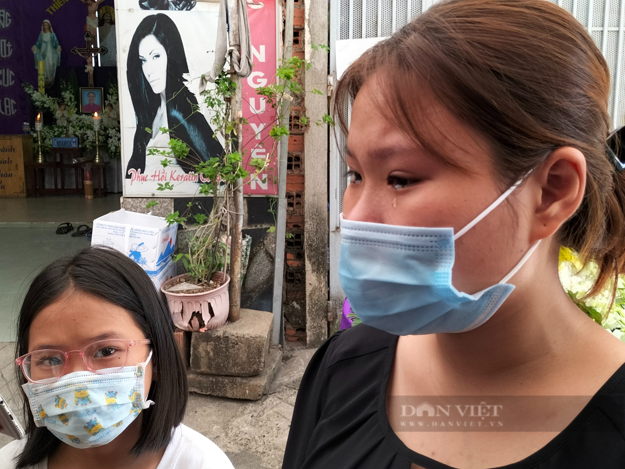 Vụ chìm ca nô ở biển Cửa Đại Quãng Nam: 4 nạn nhân sống tại TP.HCM được đưa về nhà - Ảnh 8.