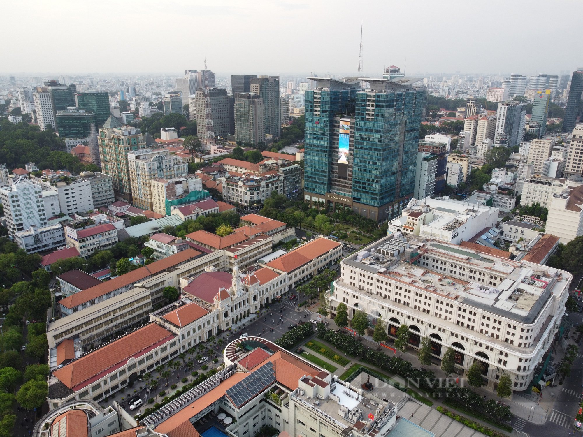 Văn phòng cho thuê trung tâm TP.HCM tăng giá, khách thuê chuyển hướng về vùng ven - Ảnh 3.